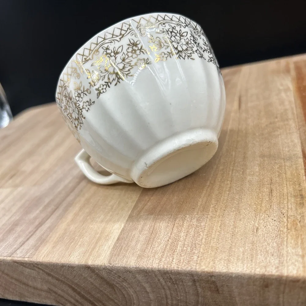 VINTAGE FAIRBANKS WARD SHARON 22 K.GOLD Teacup